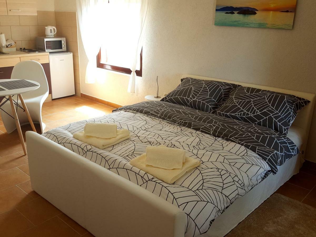 Apartments Merion Starigrad Paklenica Exteriér fotografie